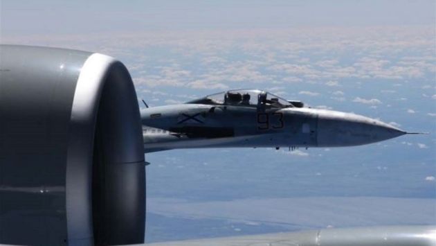 Russian Jet Up Close & Personal! “Provocative” and Flying “Erratically”