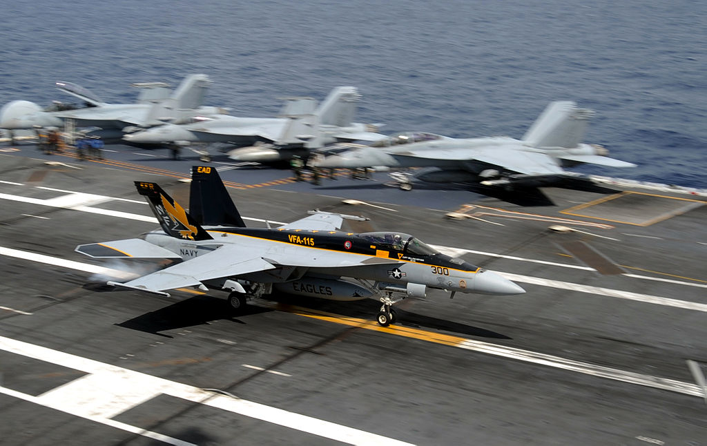 F-18E_of_VFA-115_landing_on_USS_George_Washington_CVN-73_in_September_2013