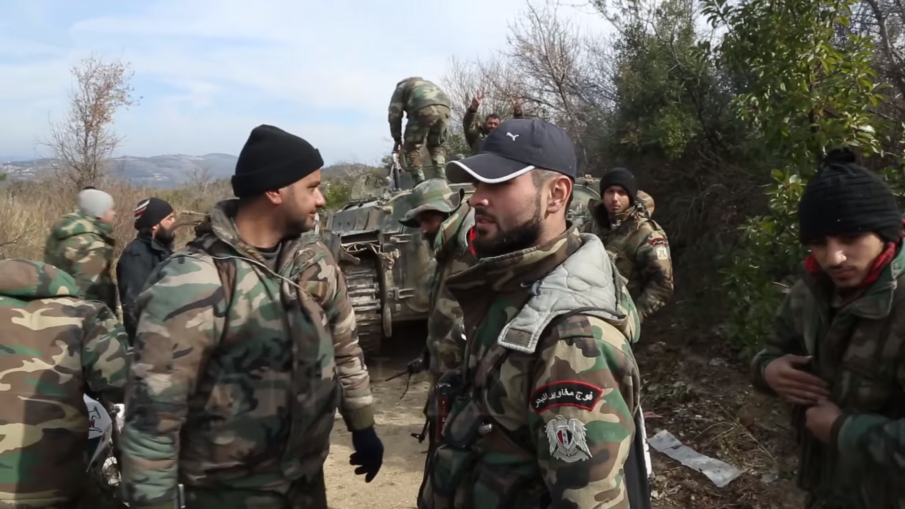 Syrian army, militias attack rebels in southeast desert