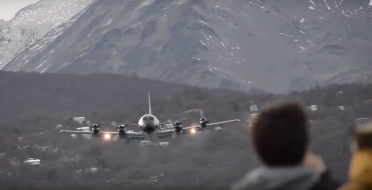 Friday Fun: Watch an Argentine Navy Lockheed P-3 Orion Fly a Very Low Pass!