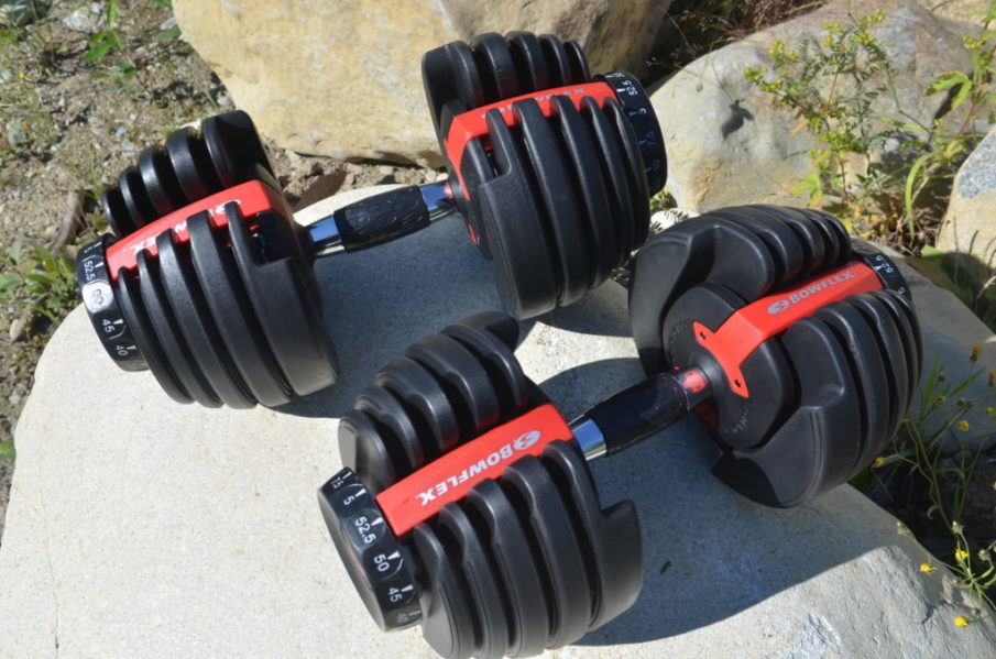 Easy and adjustable dumbbells on the go