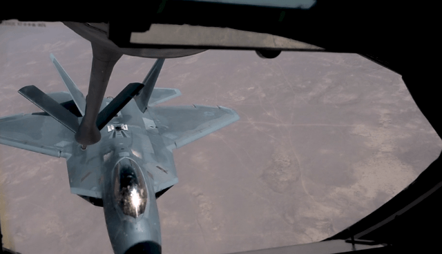 Watch: F-22 Raptors Refueling off KC-135 Stratotanker