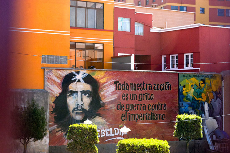 When Leftist Students Wearing Che Shirts in Bolivia Want a Title Shot