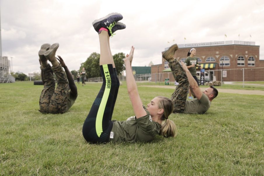 Kate Upton joins the Marines for a workout to help publicize Marine Week Detroit