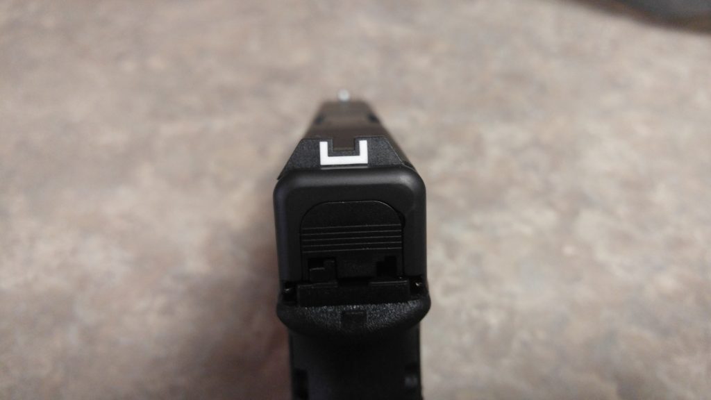 Glock 17 MOS: First look, Its not great