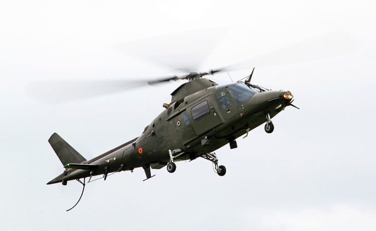 Crazy Story: Belgian Pilot Falls Out of Helicopter During Airshow