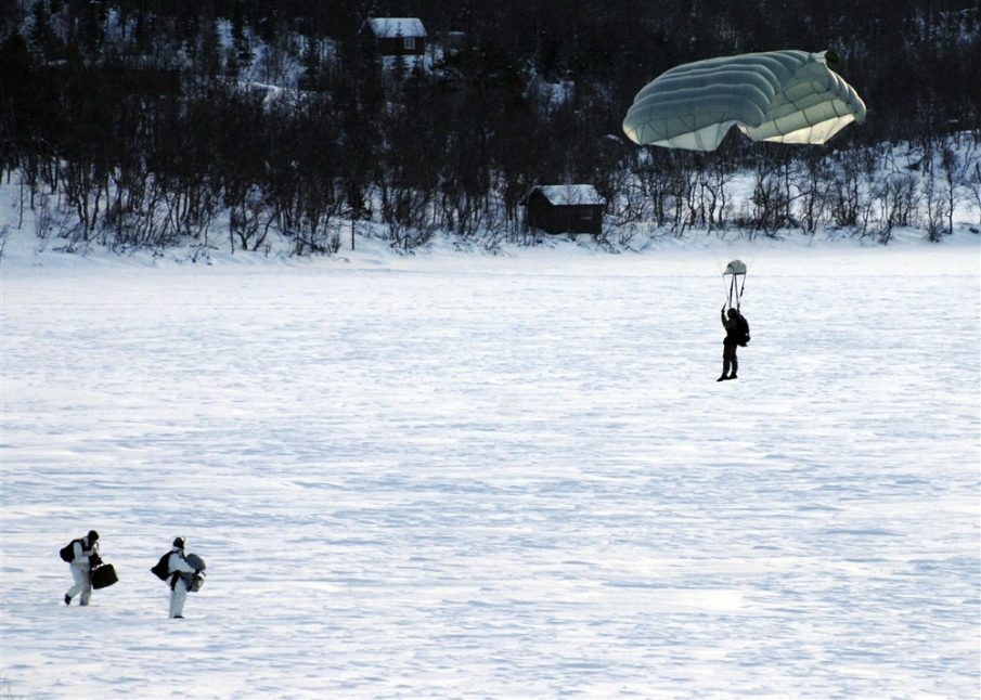 SOF pic of the day: SEALS in the snow