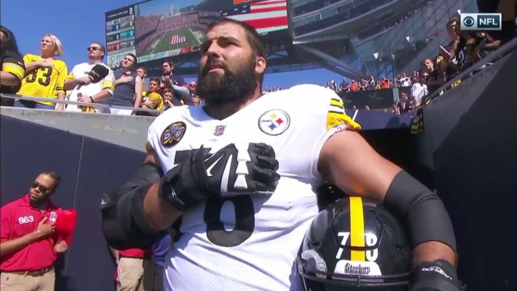 Former Army Ranger, Steeler Villanueva Stands Alone for National Anthem