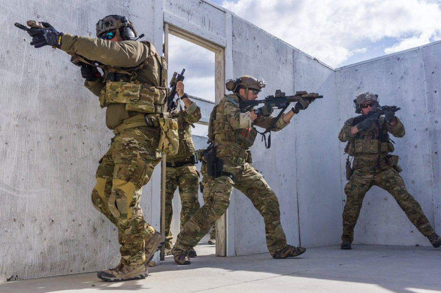 SOF pic of the day: CQB with Green Berets