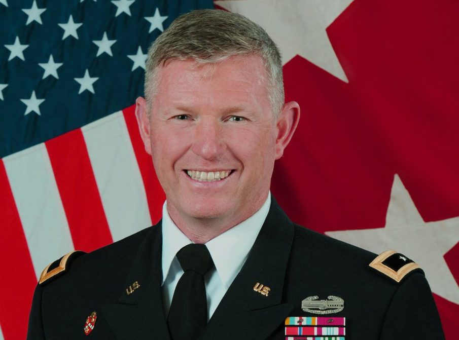 News Roundup: Army General busted for texts to enlisted soldier’s wife, Aliens in Ohio, Nude Wal-Mart shopper