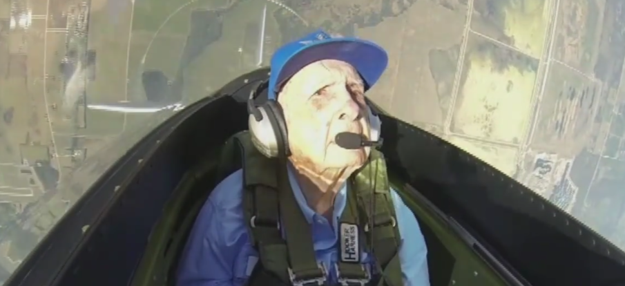 Watch: WWII Fighter pilot takes to the skies again in a vintage P-51 Mustang