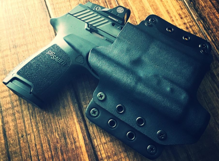 A Marine’s tips for carrying pistols with reflex sights: holsters