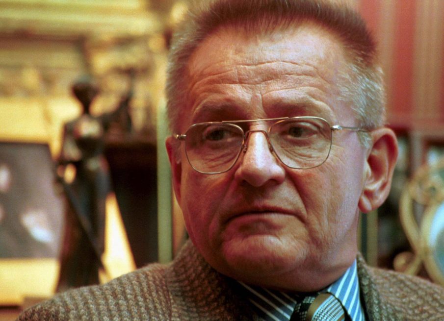 The Army let a convicted murderer into Bowe Bergdahl’s trial. ‘I got a firing squad standing by.’