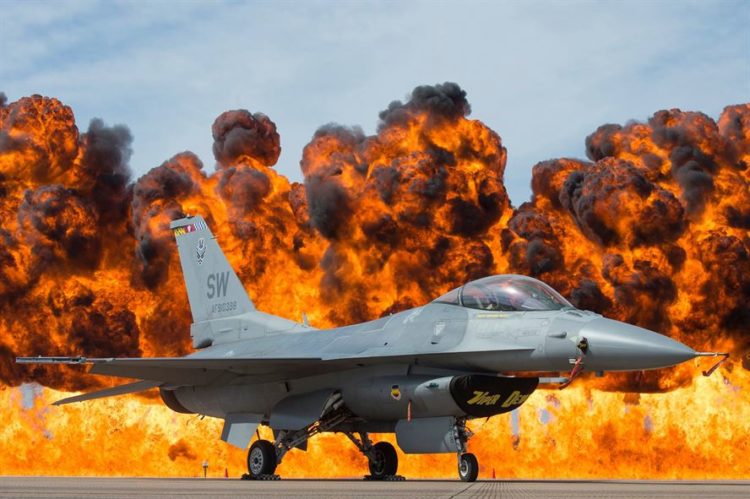 Picture of the Day: F-16 Viper and a Wall of Fire! Fort Worth Alliance Air Show