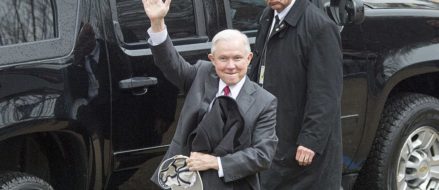 Sessions changes statement about Trump campaign and Russia