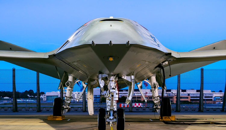 Boeing Shows Off Aerial Refueler for MQ-25 Competition