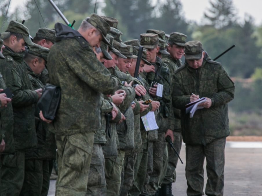 Russia practiced electronic warfare on its own troops during a massive military exercise this year