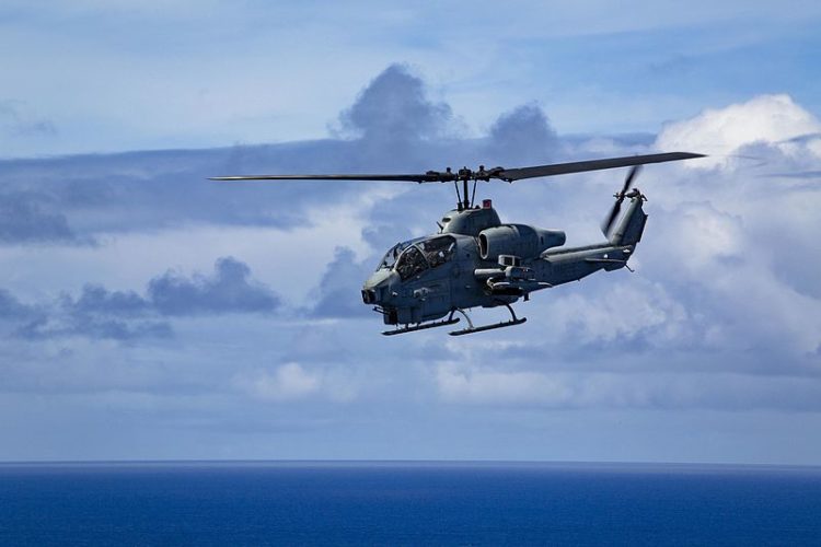 Watch: AH-1W Super Cobra Drooped Gun – Marine Aircraft Group 49 Personnel Getting it Fixed