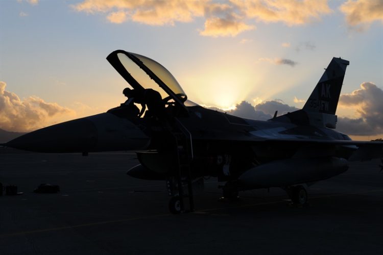 Watch: F-15’s, F-16 Aggressors & Hawaii. Sentry Aloha 18-1 What More Could You Want!