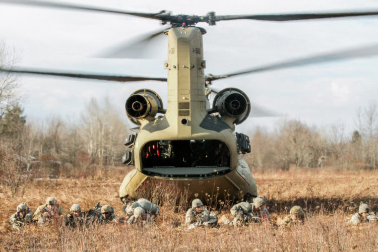 Picture of the Day: Soldiers Form Defensive Positions after Exit from a CH-47 Chinook helicopter
