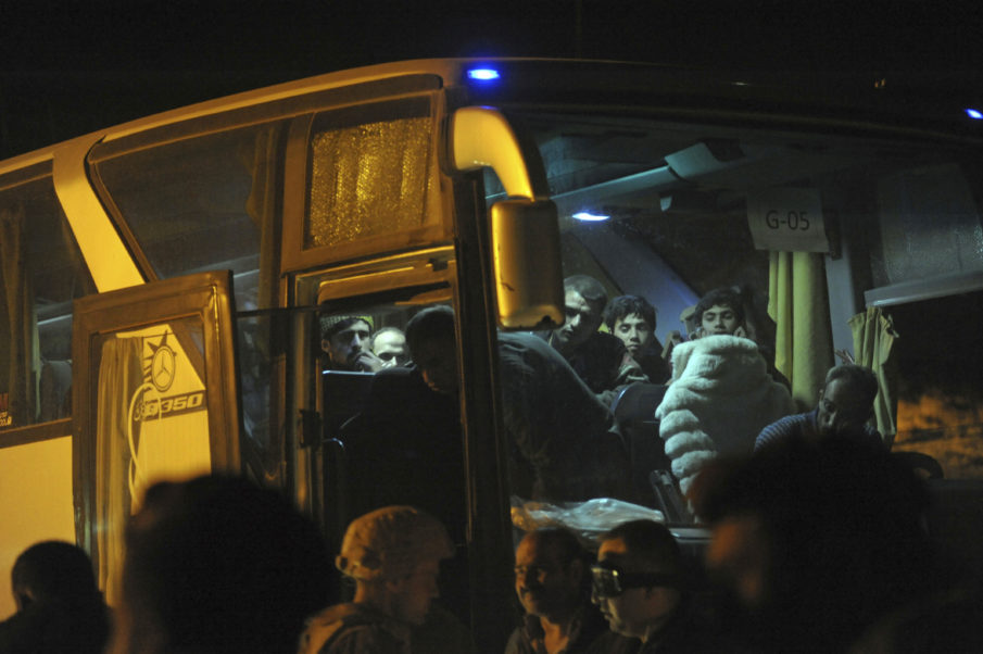 ‘Rebels’ evacuate Douma as Russian/Assad forces move in