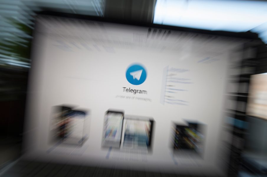 Russia orders Telegram app to be banned