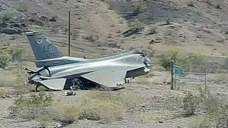 F-16 Falcon Crashes in Lake Havasu, Arizona While Attempting to Land