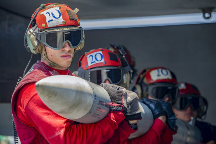 Picture of the Day: ‘Hauling the Mail’ the US Navy Way!