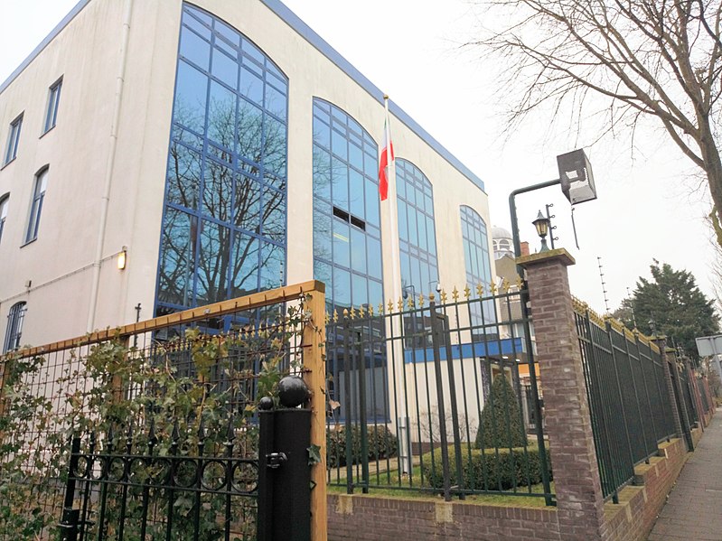 The Netherlands expels two diplomats from Iranian embassy