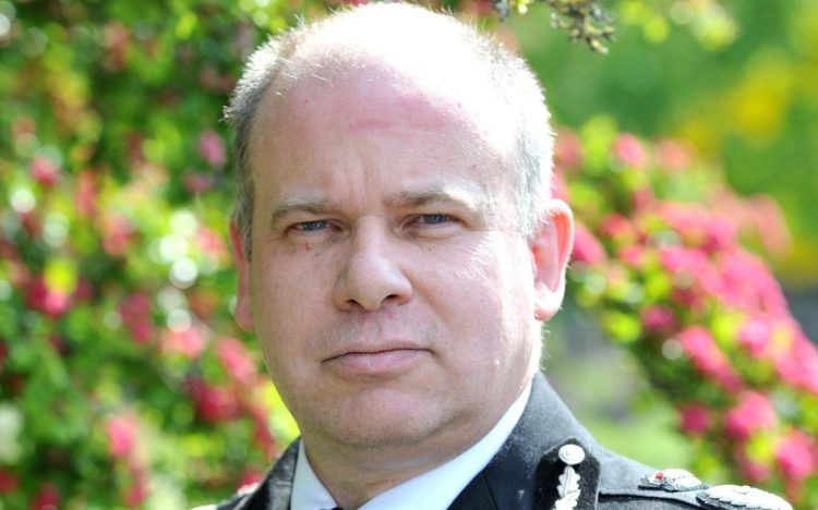 Coward or rational? Police Chief stays in car while colleague stabbed to death by Jihadist