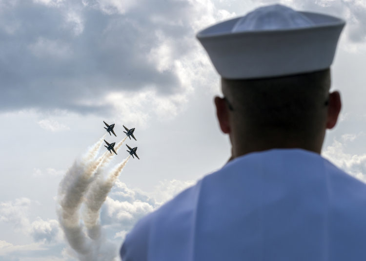 The Pic of the Day: Watching the Navy’s Blue Angels