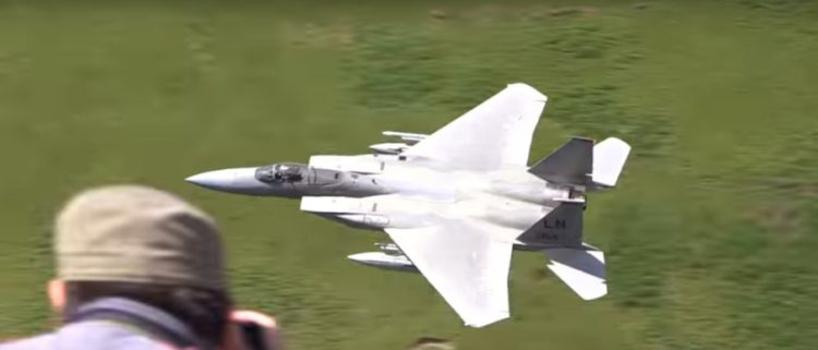Watch: America’s fastest fighters take on the the Mach Loop in low flying passes