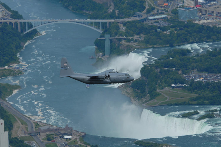 The Pic of the Day: C-130 over Niagara Falls