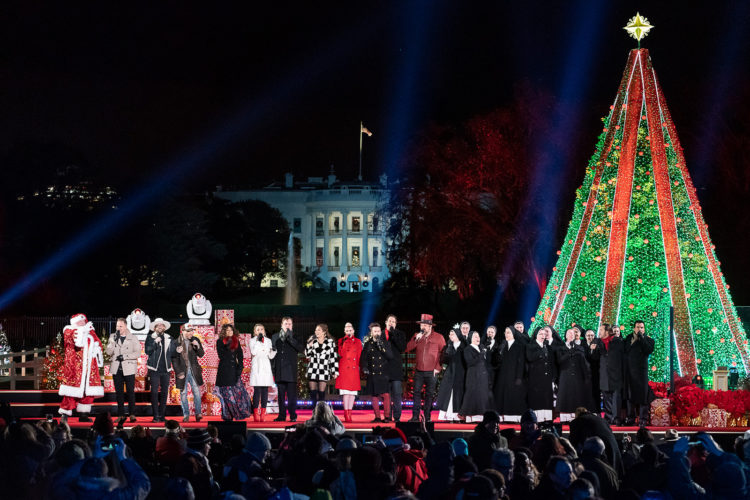 The Pic of the Day: Santa Claus visits the White House