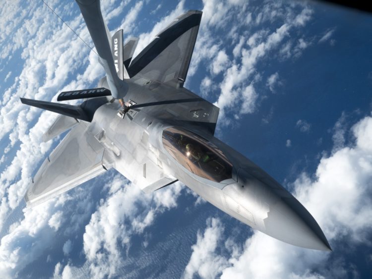The Pic of the Day: F-22 refueling over Hawaii