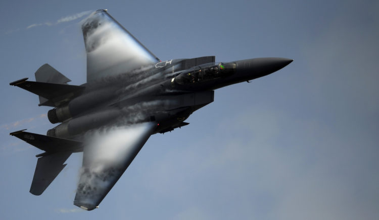 The Pic of the Day: A maneuverability demonstration from an F-15E Strike Eagle