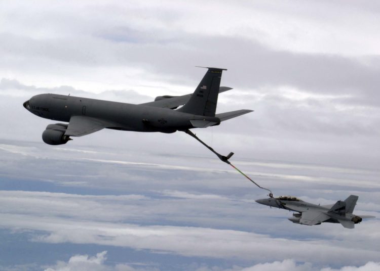 Why Navy pilots hate The KC-135