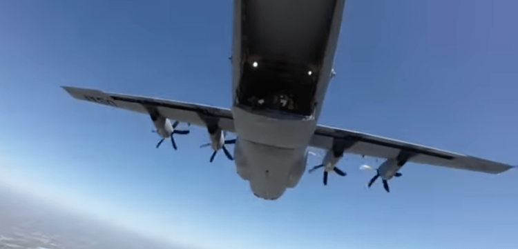 Watch: Jump alongside the Navy SEAL Leap Frog Team as they soar into Neyland Stadium