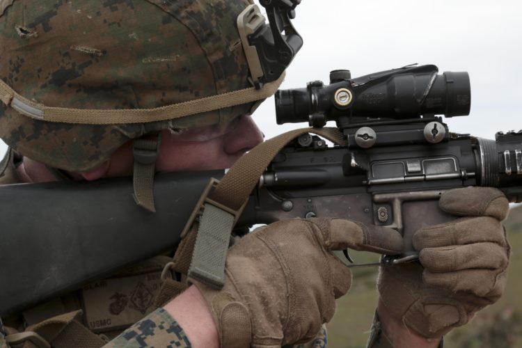 Never happened to iron sights: Marine Corps is running out of rifle optics for new recruits