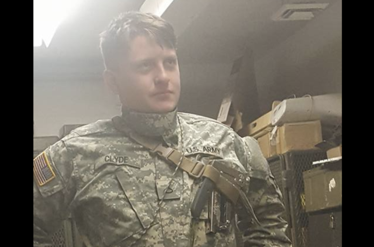 Former Army Infantryman trades gunfire with police outside Dallas courtroom, dies