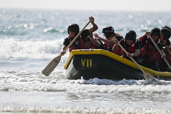 US Women’s Water Polo team trains with Navy SEALs in Coronado