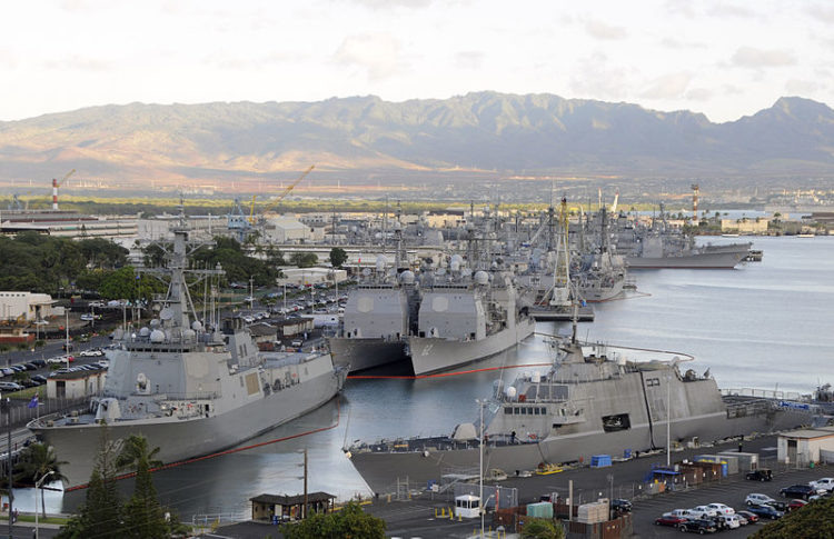 Shooting rampage at Pearl Harbor: Sailor kills two civilians and then himself