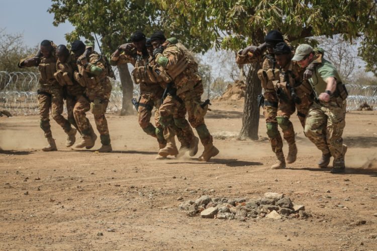 Islamic Militants attack Nigerien base, kill 25 soldiers