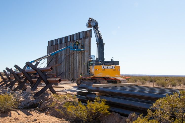 The Pic of the Day: Trump’s border wall is going up
