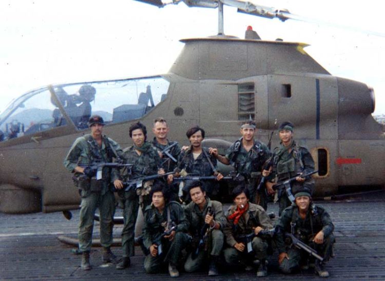 What Gear Did Special Forces Recon Men Carry on the Battlefield?