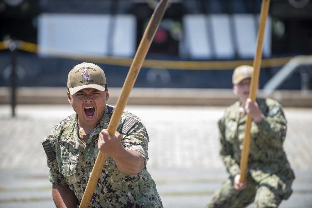 The Pic of the Day: Sailors and their pikes