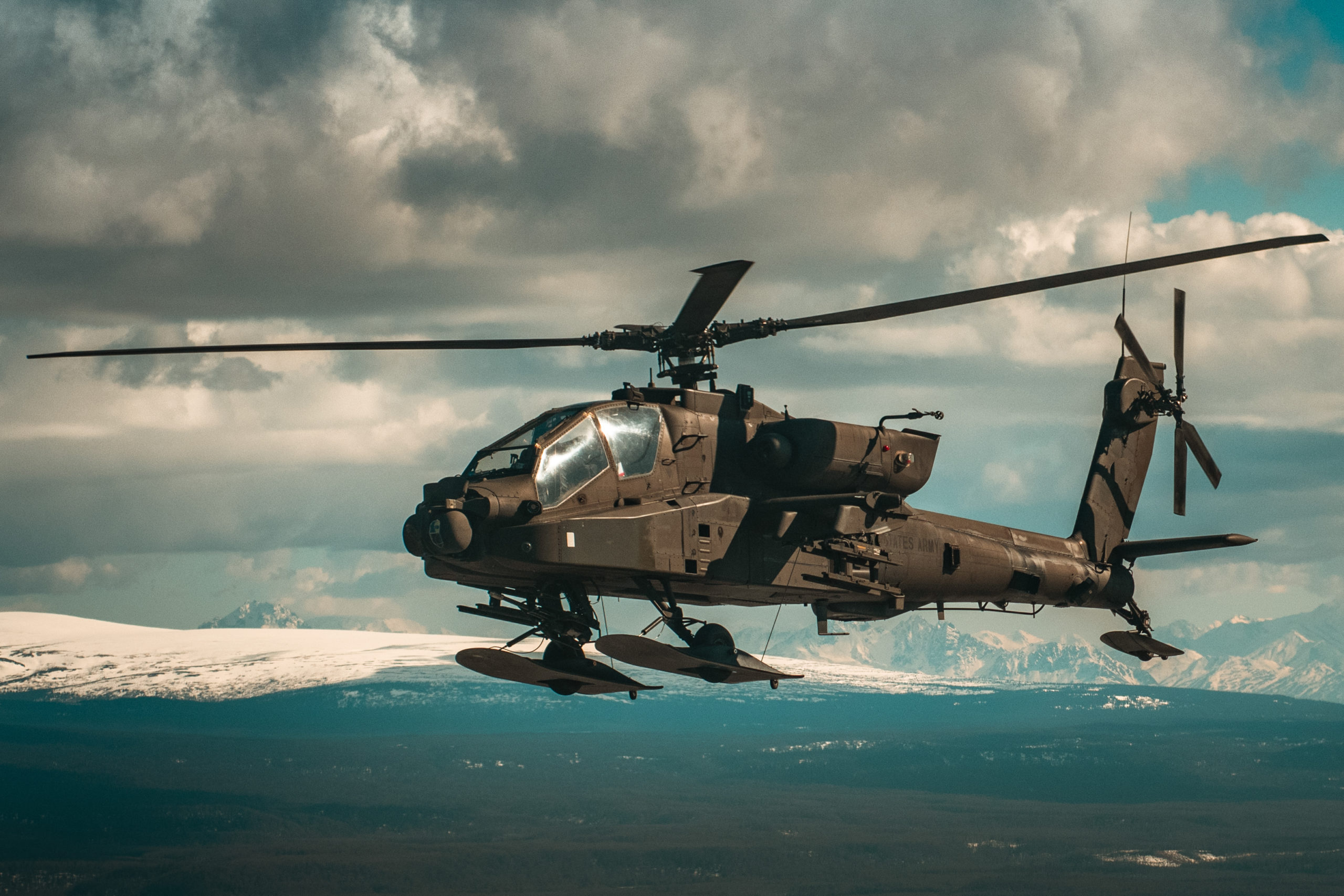The Pic of the Day: AH-64 Longbow With Skis