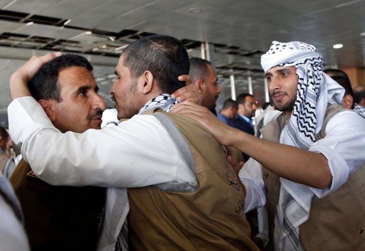 Two US Hostages Freed from Iranian-backed Houthi Rebels in Yemen