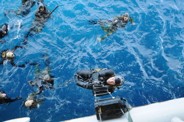 The Pic of the Day: Navy SEALs Train to Win