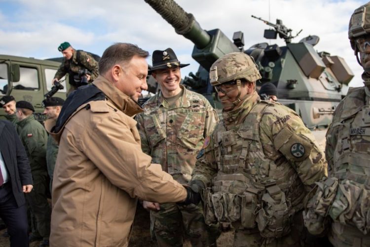 Polish President Ratifies Deal To Allow Stationing of US Troops 